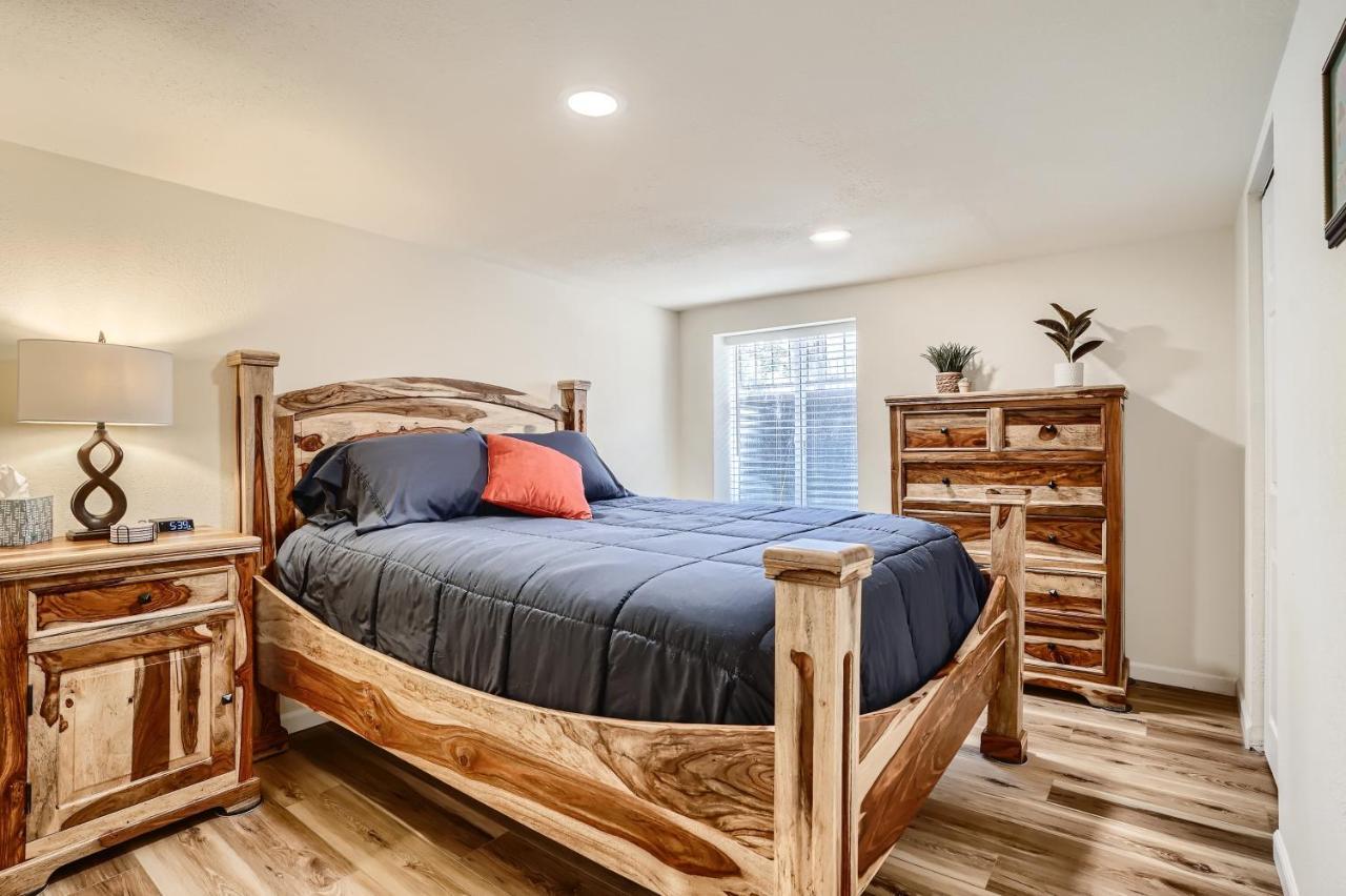 Sloans Lake Getaway - Basement Apartment Near Broncos And Downtown Denver Lakewood Eksteriør bilde