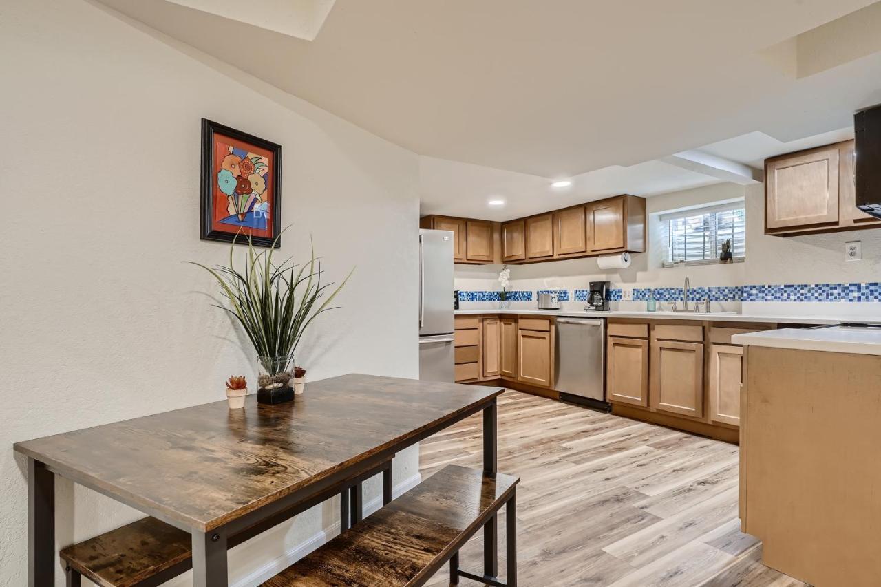 Sloans Lake Getaway - Basement Apartment Near Broncos And Downtown Denver Lakewood Eksteriør bilde