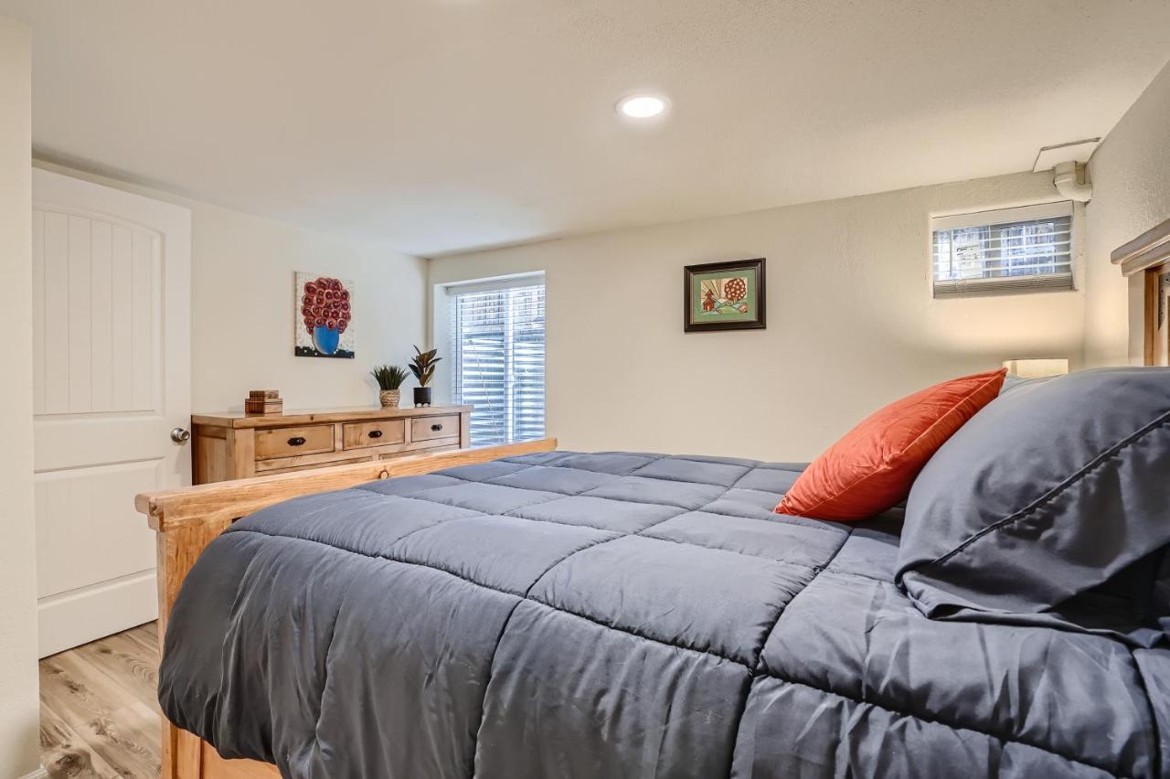 Sloans Lake Getaway - Basement Apartment Near Broncos And Downtown Denver Lakewood Eksteriør bilde